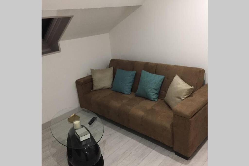 F2 Bis Proche De Toutes Commodites Apartment